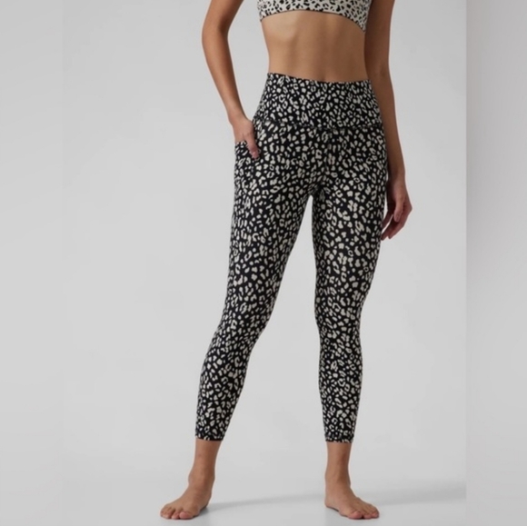 Athleta Pants - Athleta Black and White Animal Print High-Rise 7/8 Leggings